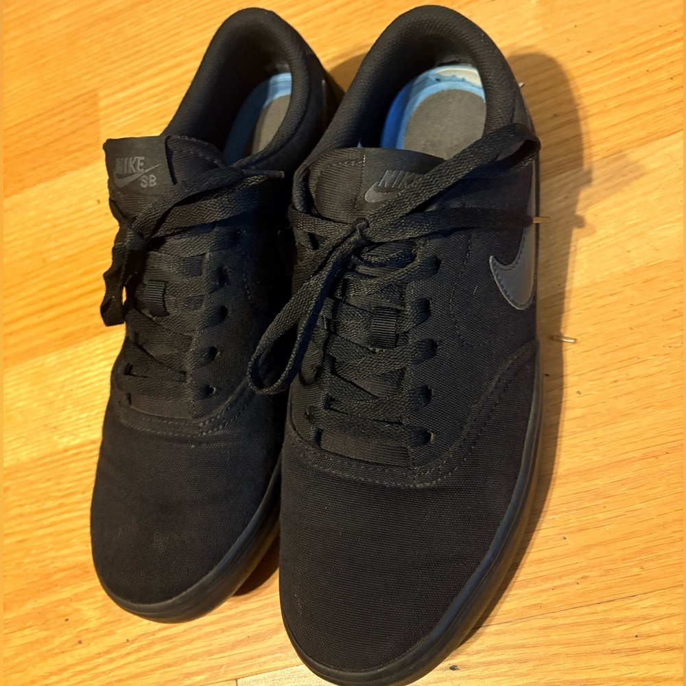 Nike SB Chron 2 Solarsoft Black Canvas Skate Shoes
